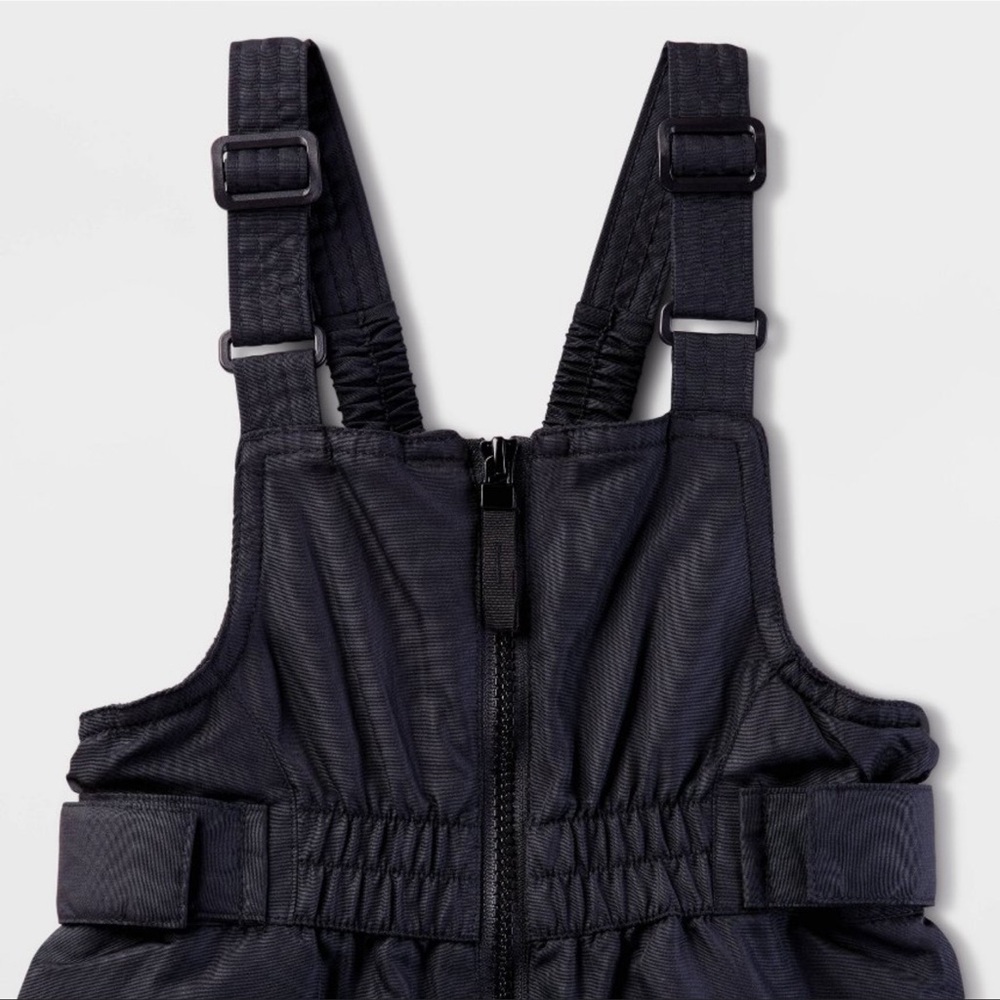 Cat & Jack Black Snow bib